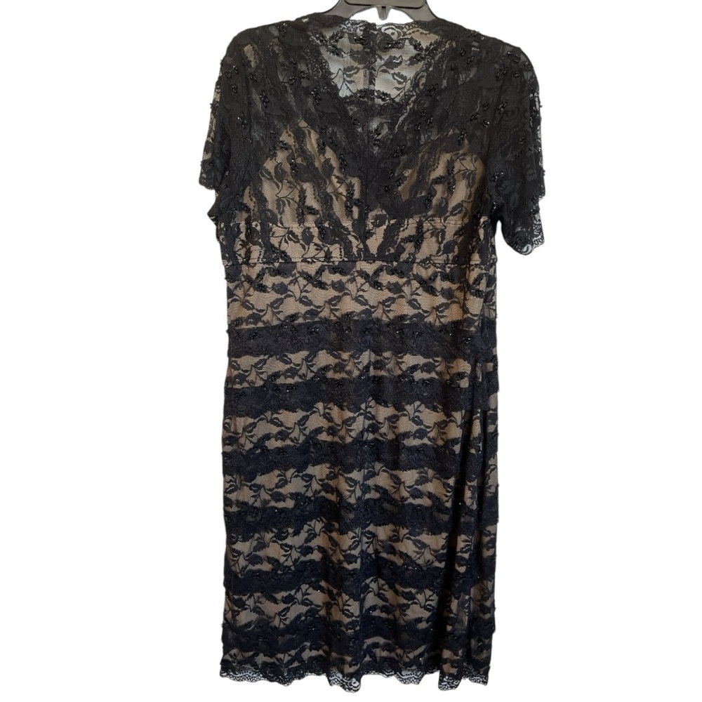 Marina black lace cocktail dress size 14W EUC - Picture 4 of 7
